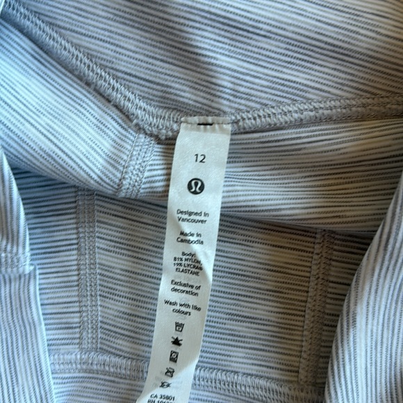 Lululemon Align HR Wide leg crop 23” sz 12 NWT - Picture 5 of 5